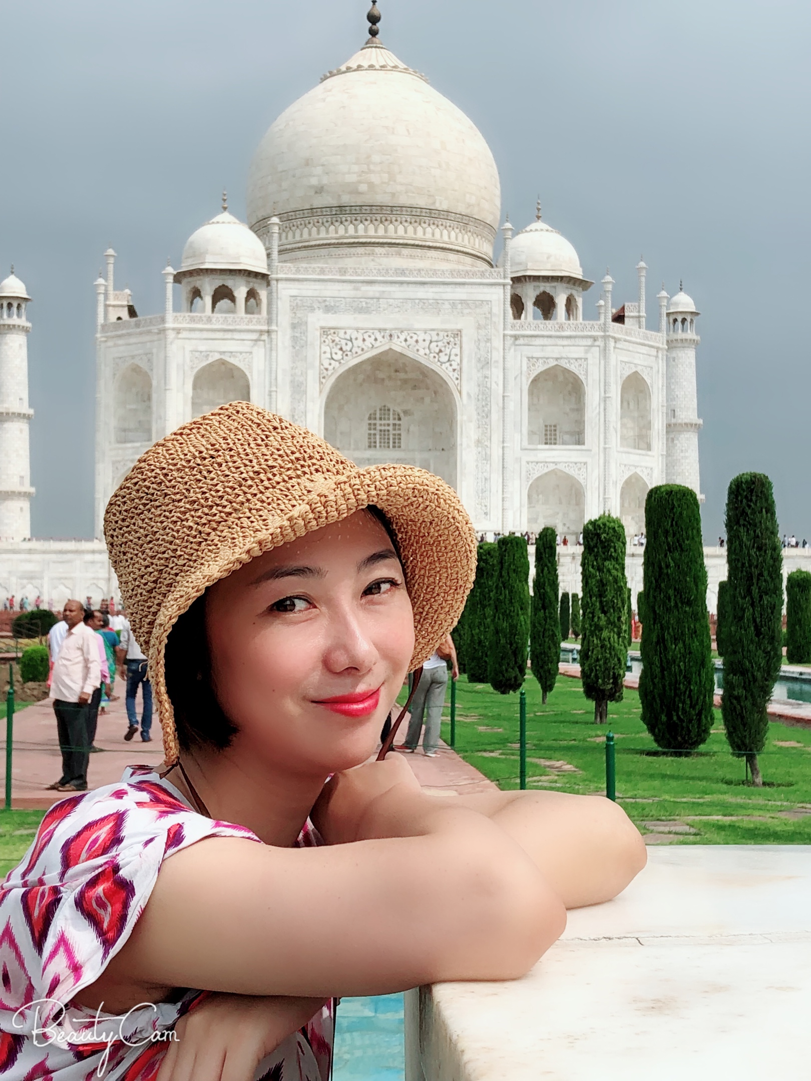 波斯皇后阿姬曼·芭奴21岁跟莫卧儿皇帝沙贾汗成婚.