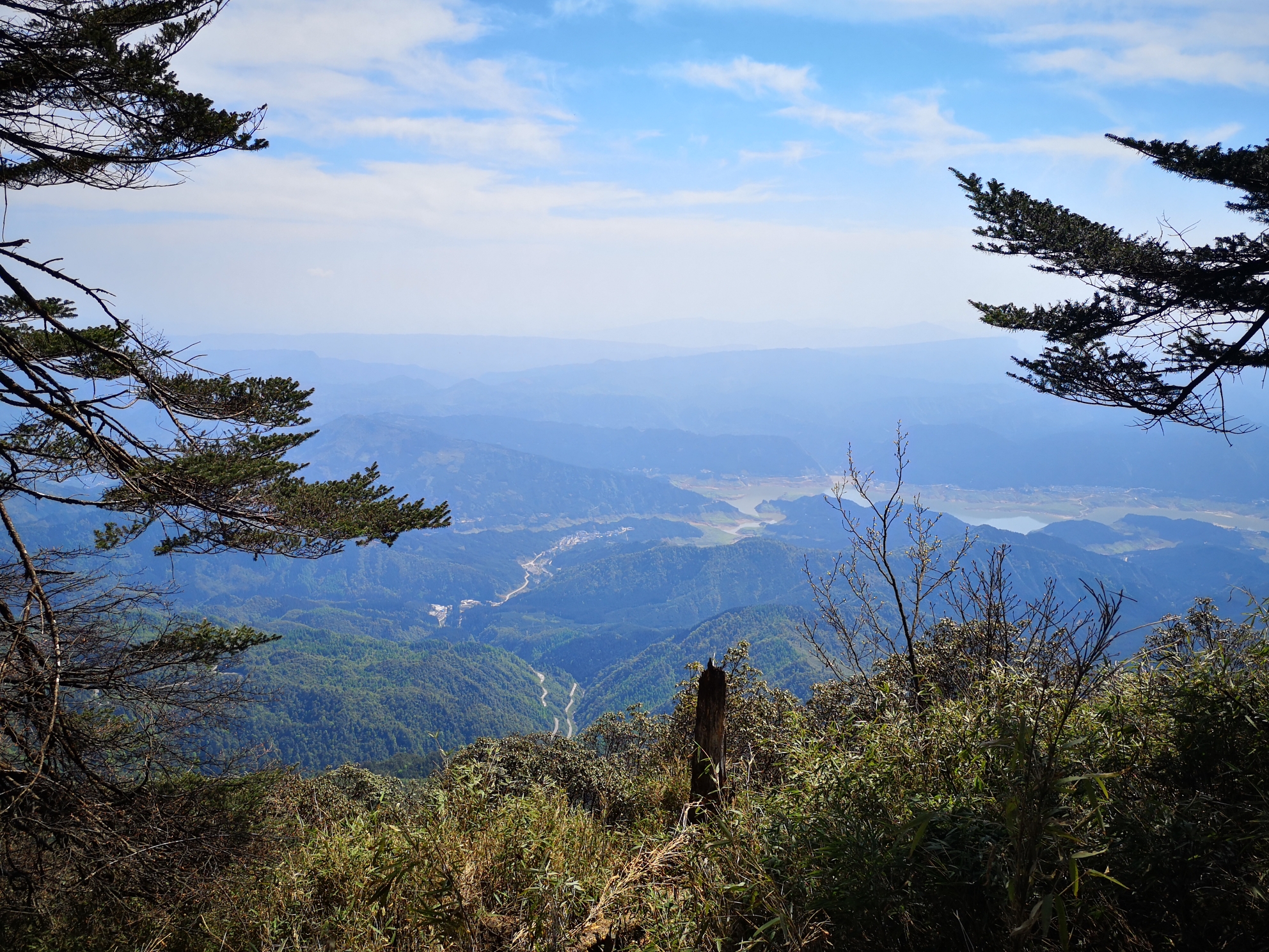 瓦屋山,柳江之行