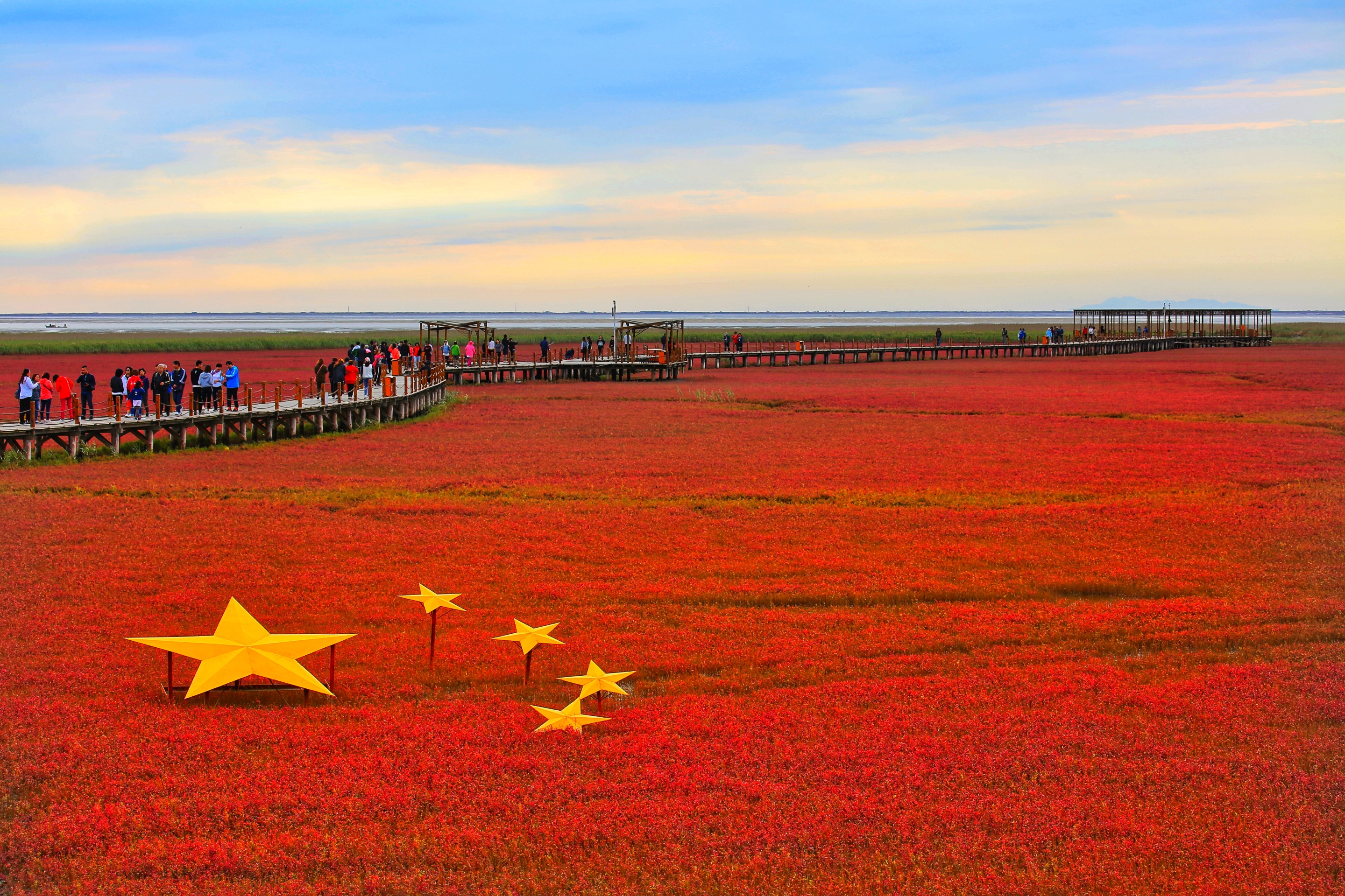 红色风景图片 微信图片