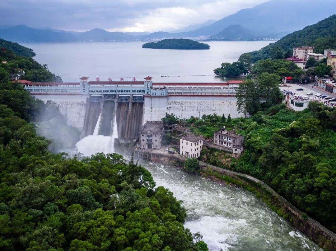 几度变迁古渡头