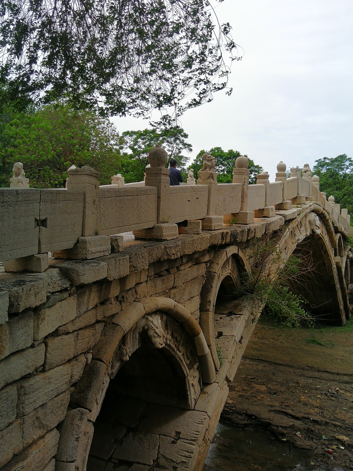 广府古城广场一一弘济桥
