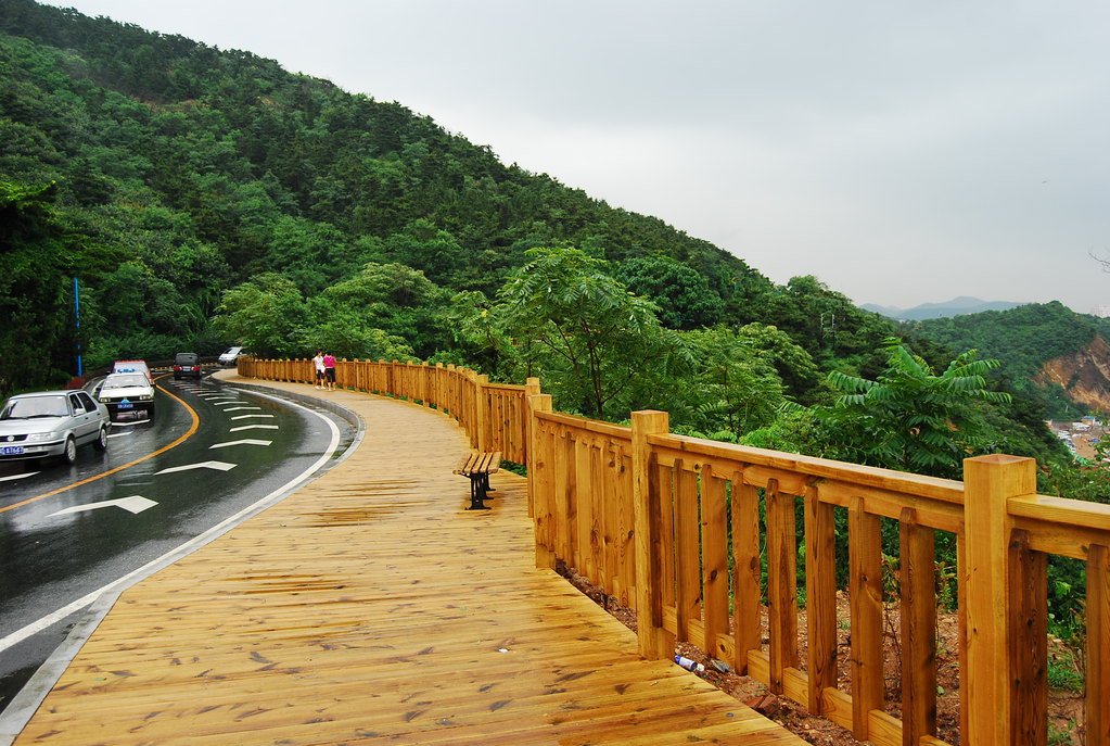 《重走滨海路》作者:范荫华/朗读:秋雨&普雅