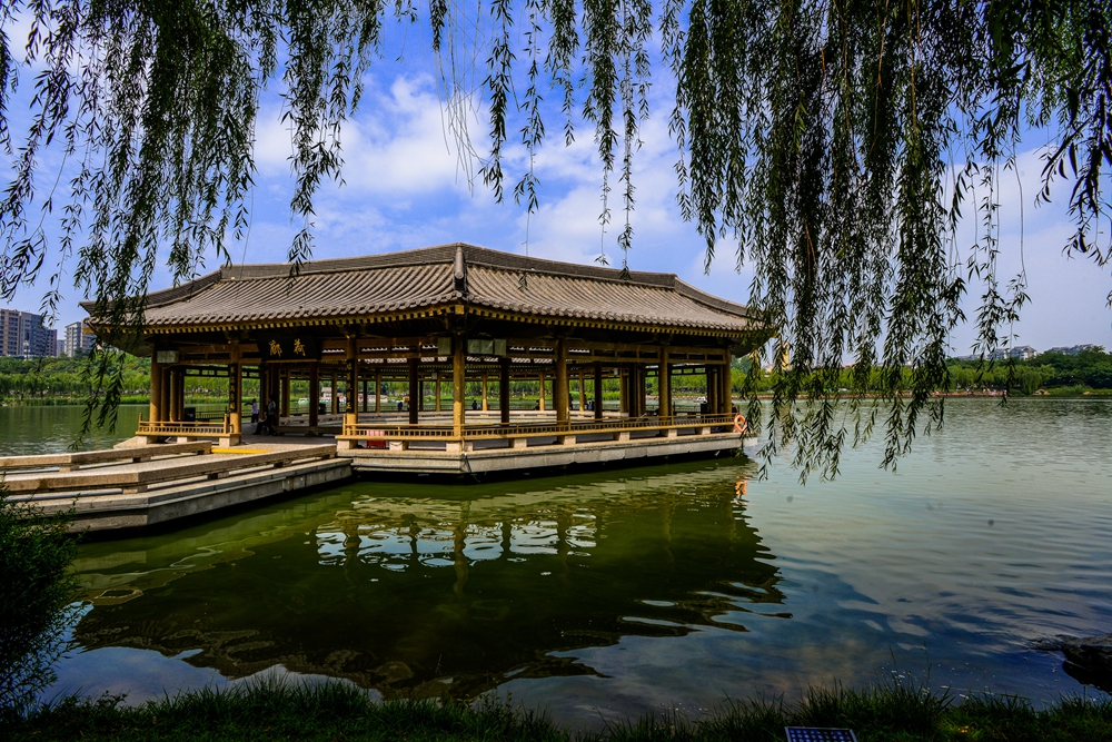 南湖曲江池遗址