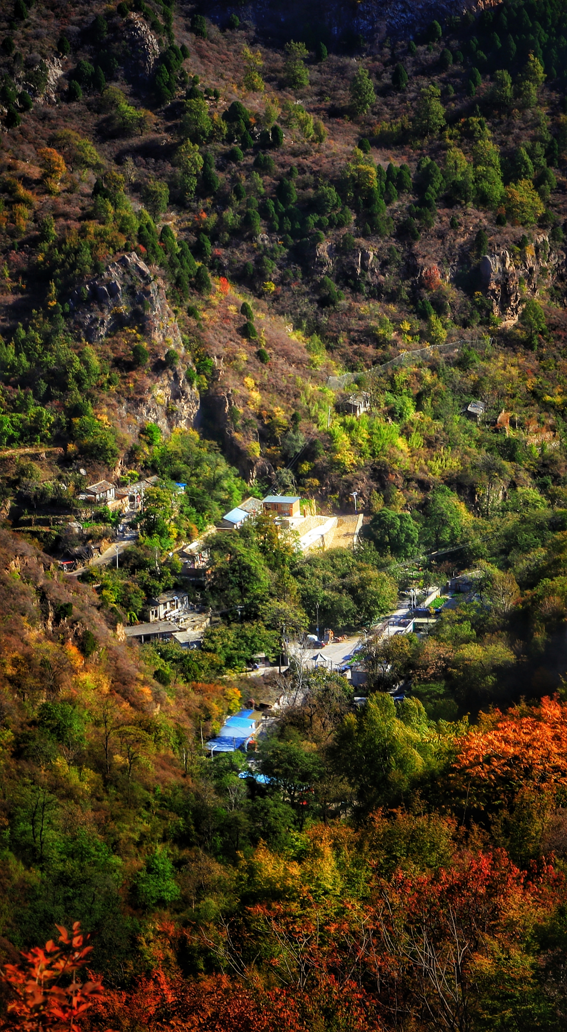 美丽的谷峪神话古朴的世外桃源