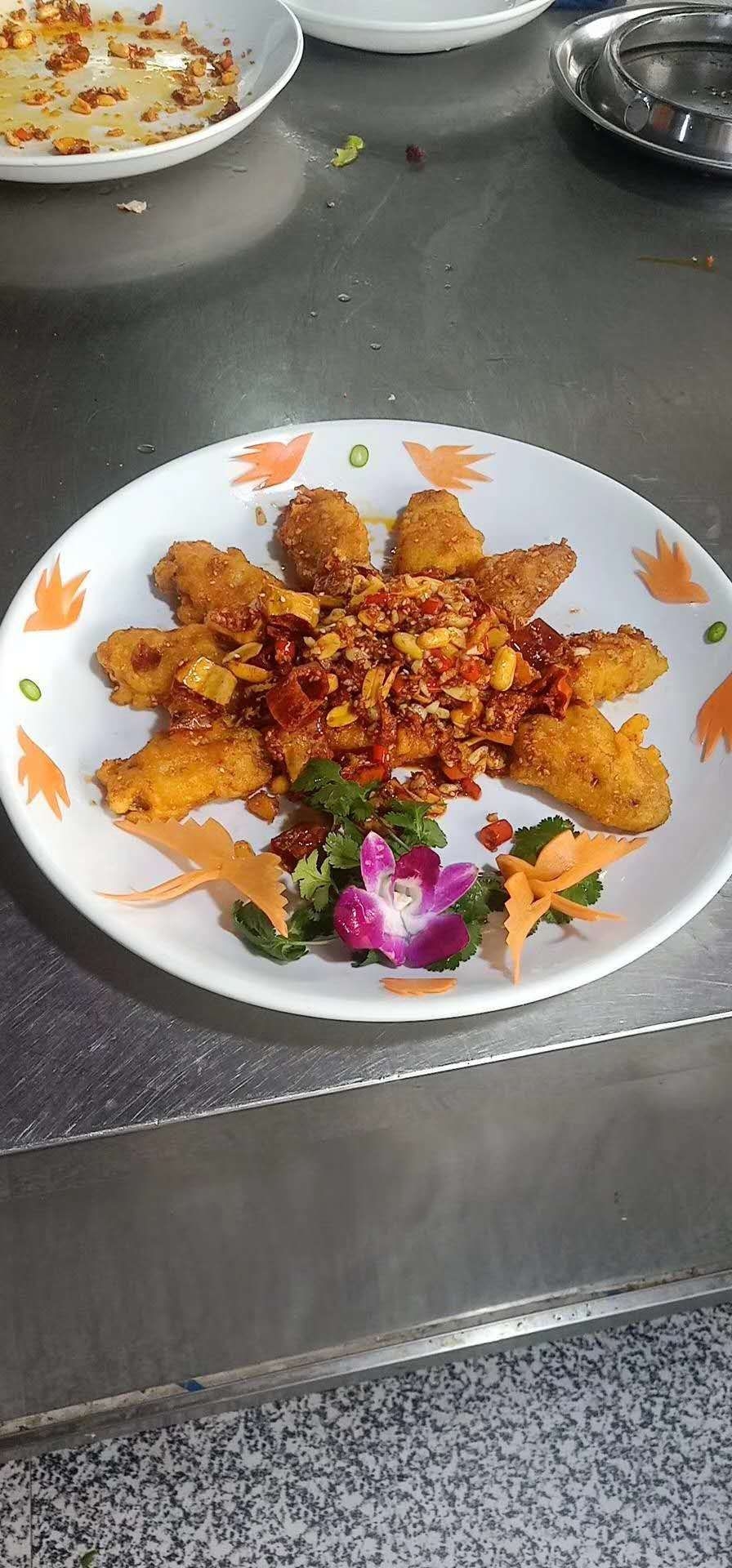 华隆大酒店红火大酒店新菜大酬宾