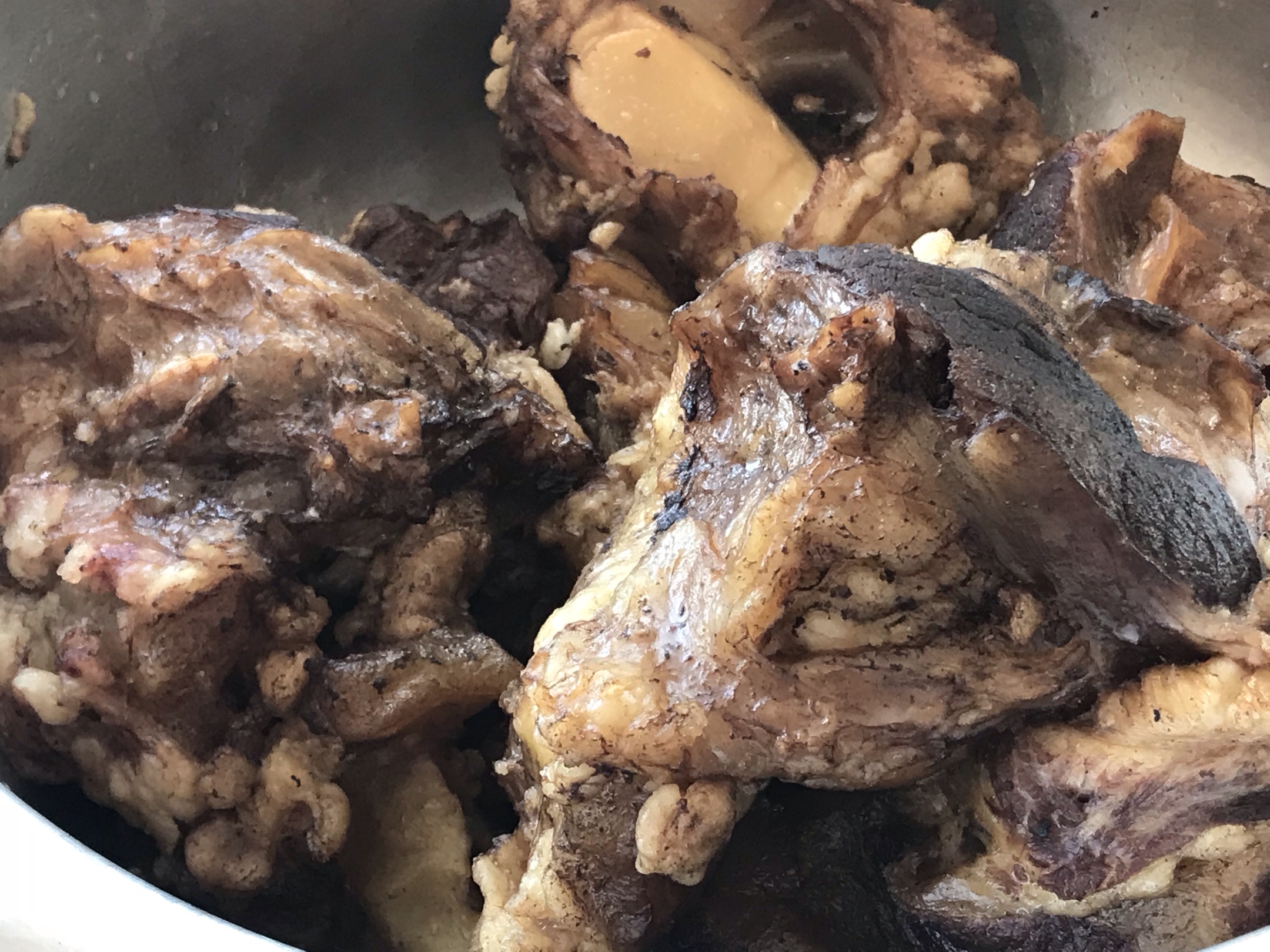 霸王鞭,牛椎骨的一种.