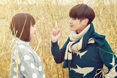 你我约定难过的往事不许提  也答应永远都不让对方担心  要做快乐的