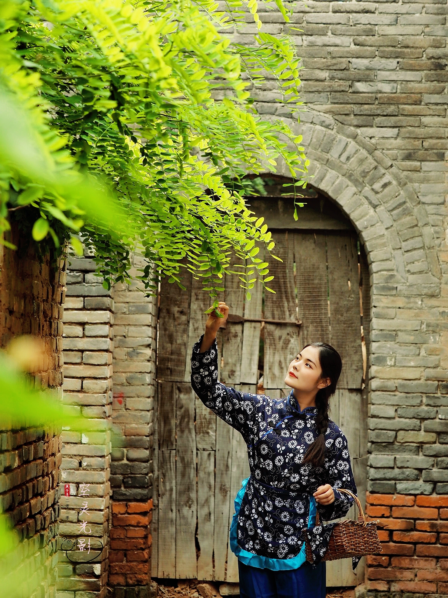 美丽小村姑