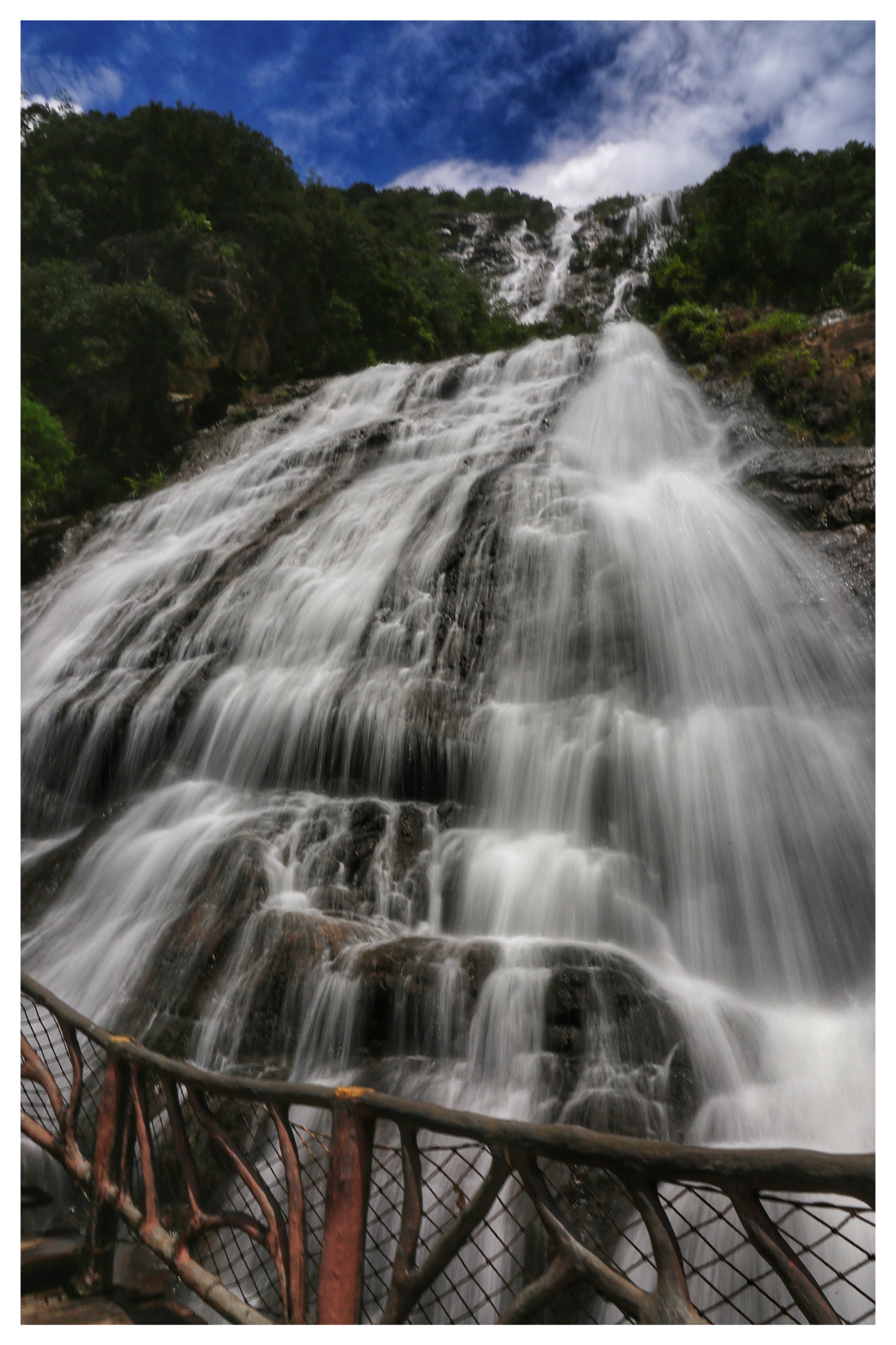 白水寨～《行云流水》