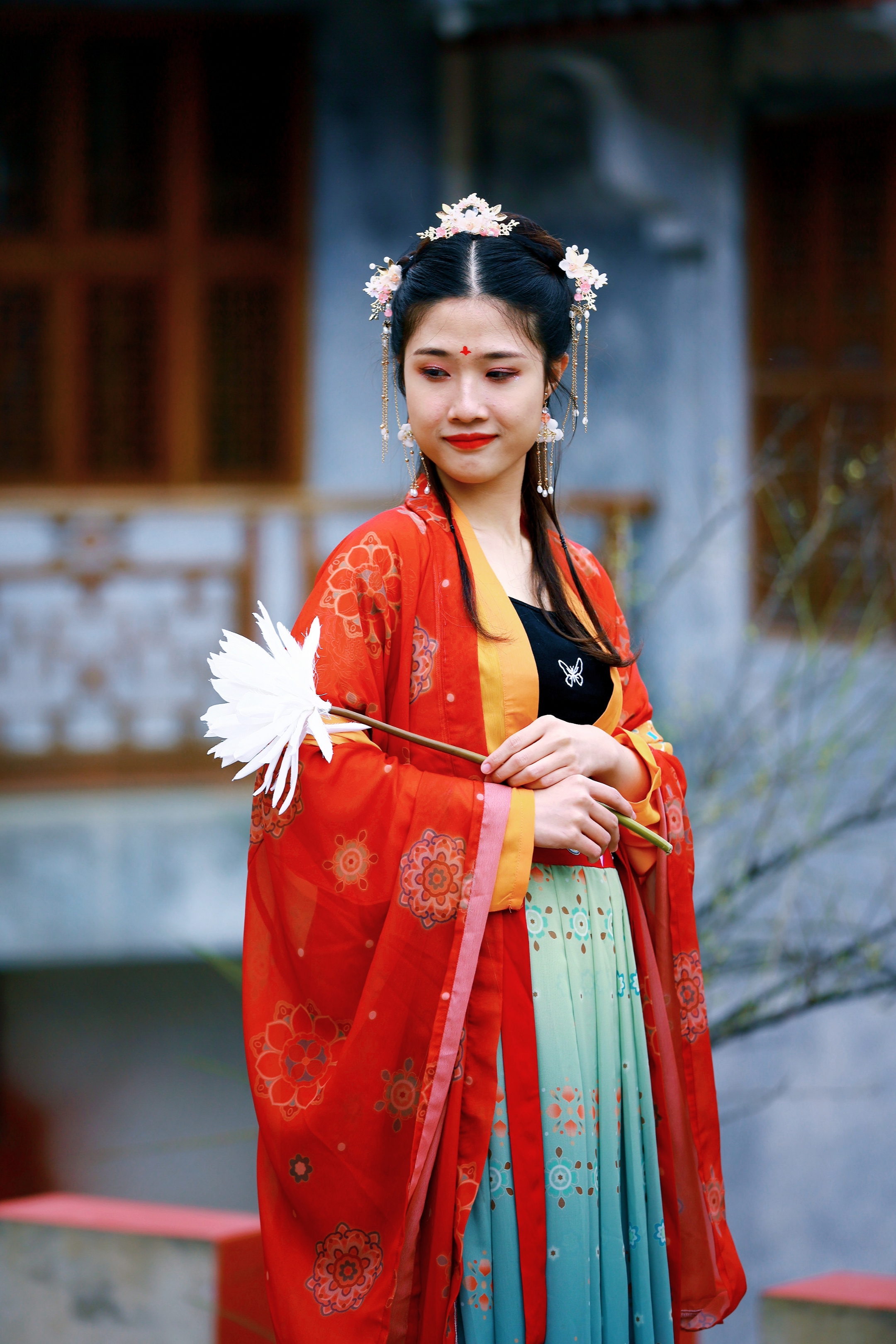 《新篇古装红梅赞》摄影:刘友灼(福州).出镜:模特小李.拍摄地点:福州