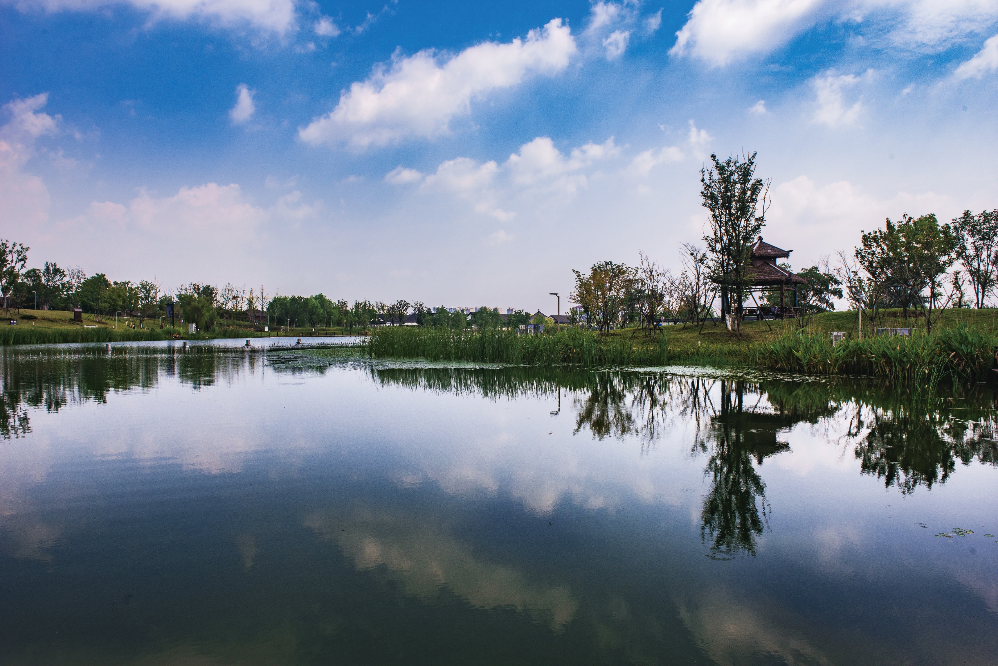 行摄南京东郊小镇汤山之二景色如画卷