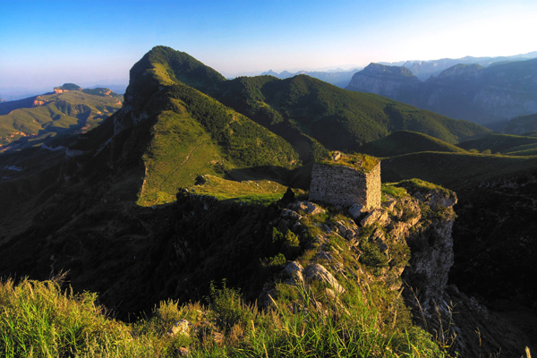 鹧鸪天·穿越马岭关有感