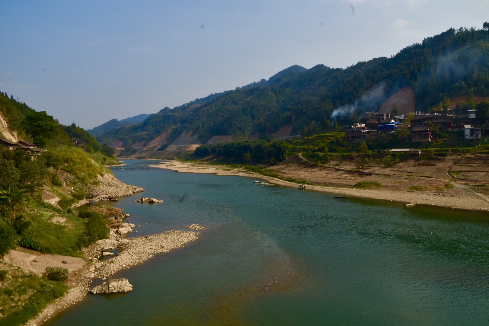 走进广西边远山区苗寨,体验淳朴的苗家生活