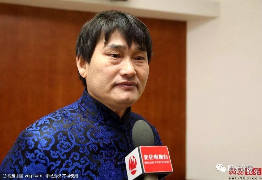 "大衣哥"--朱之文,孔向东,武俊英等明星与您相约平陆阳光大药房15周年