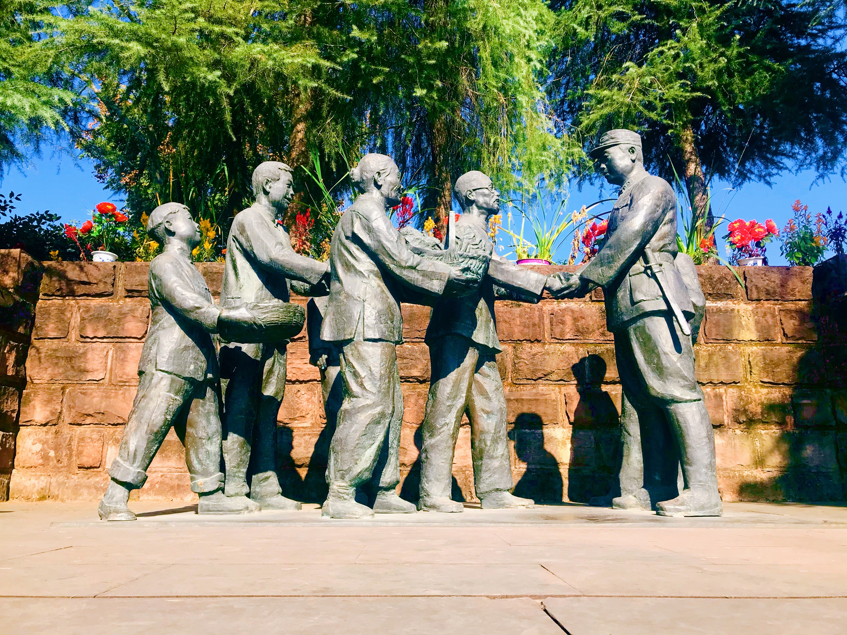 红色之旅参观岩寺新四军军部旧址原创首发