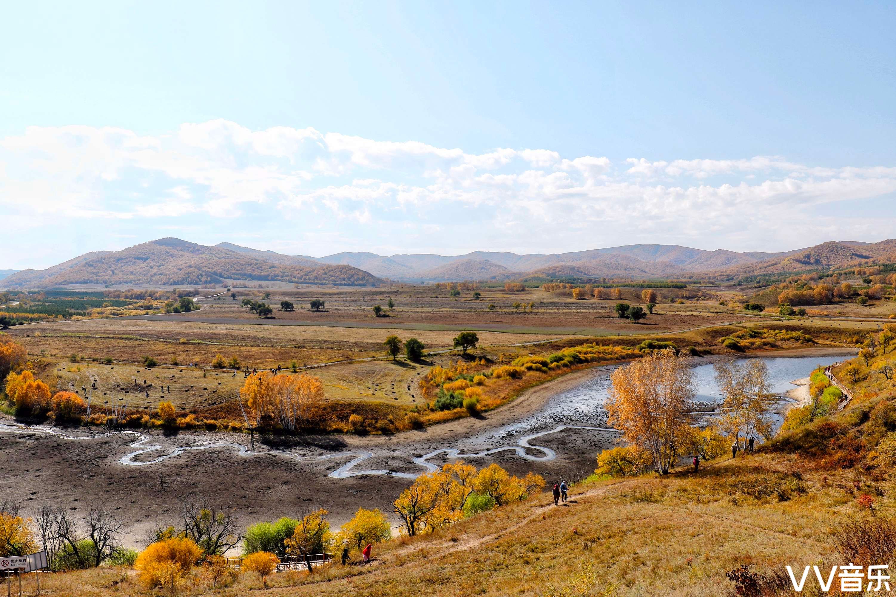 金秋坝上之乌兰布统蛤蟆坝