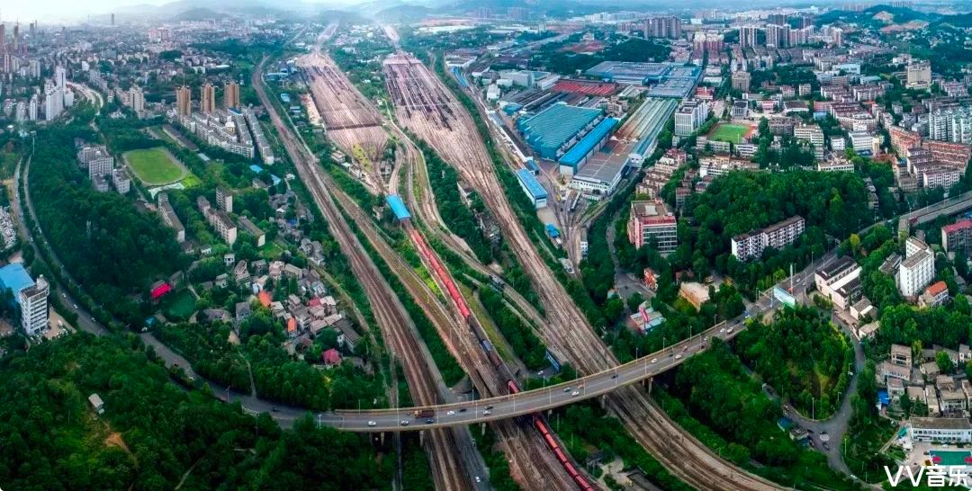 株洲火车北站编组场   孙贵福 摄