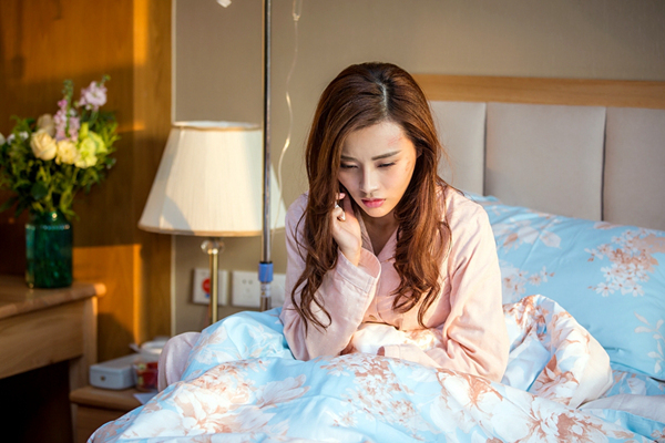 周梓言《特化师》热播代言夫妇实力诠释糖里有毒