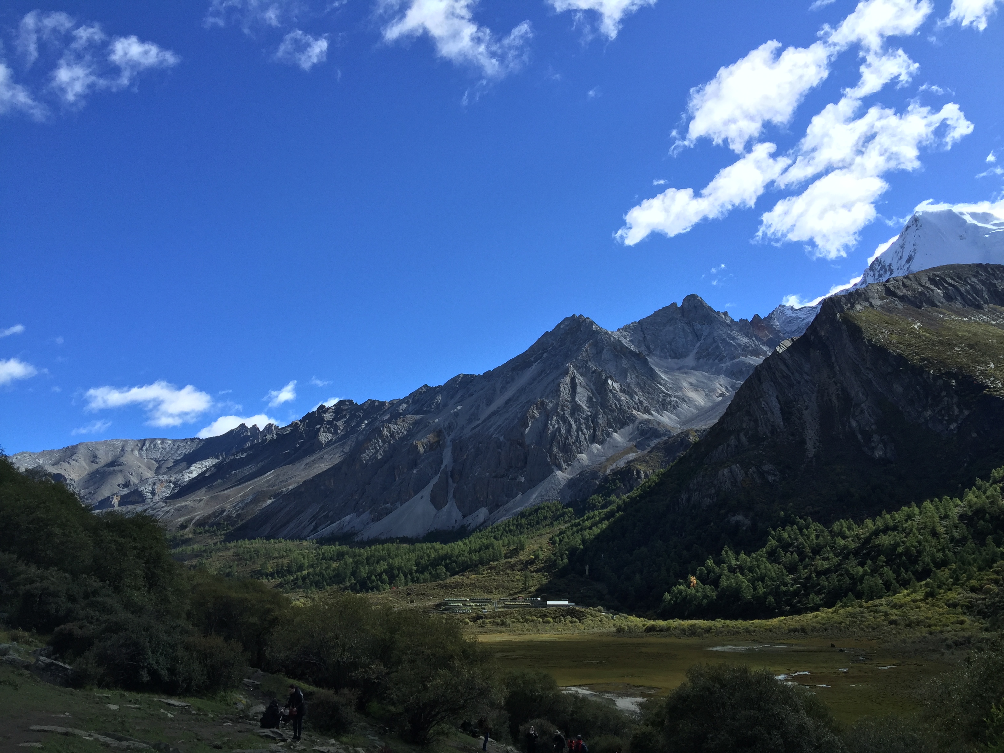稻城亚丁什么季节去最好 稻城亚丁什么季节去最好耍