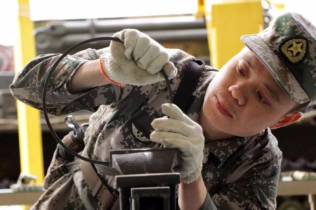 他们也许是一名修理兵