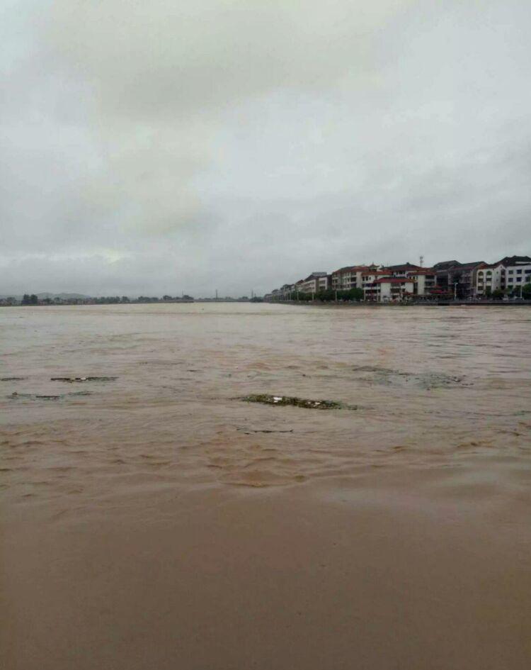 加油!～～溆浦七月四日洪灾掠影